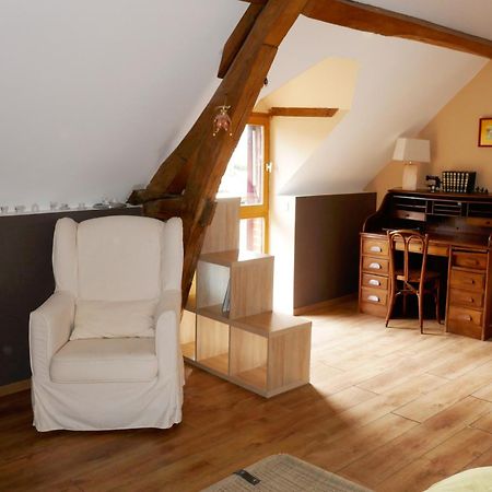 Le Clos Bener Yvre-l'Eveque Екстер'єр фото