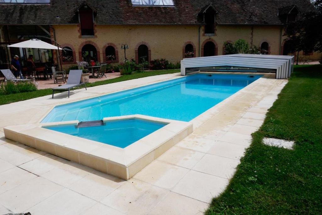 Le Clos Bener Yvre-l'Eveque Екстер'єр фото