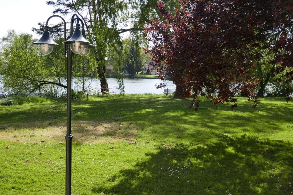 Le Clos Bener Yvre-l'Eveque Екстер'єр фото