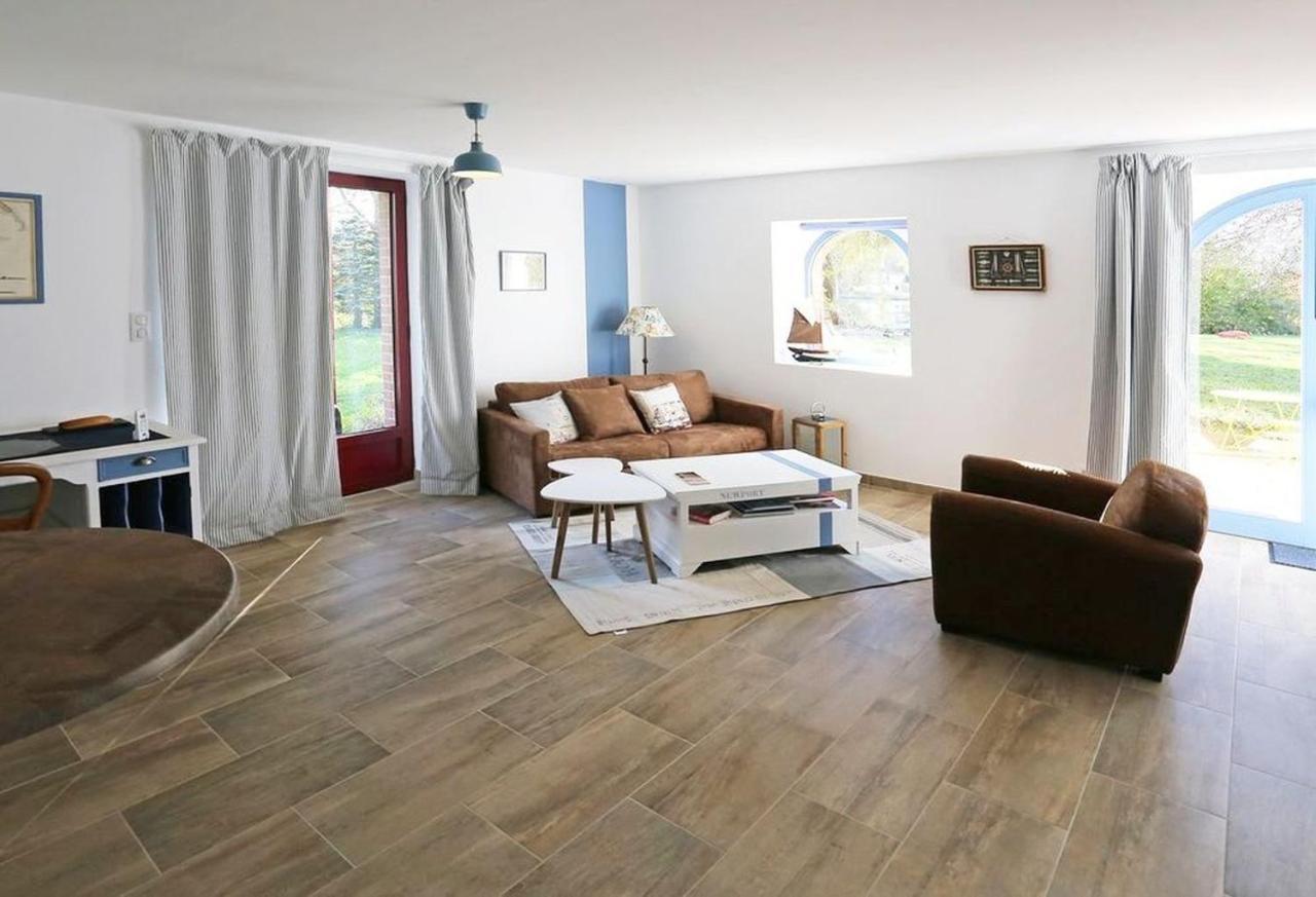 Le Clos Bener Yvre-l'Eveque Екстер'єр фото