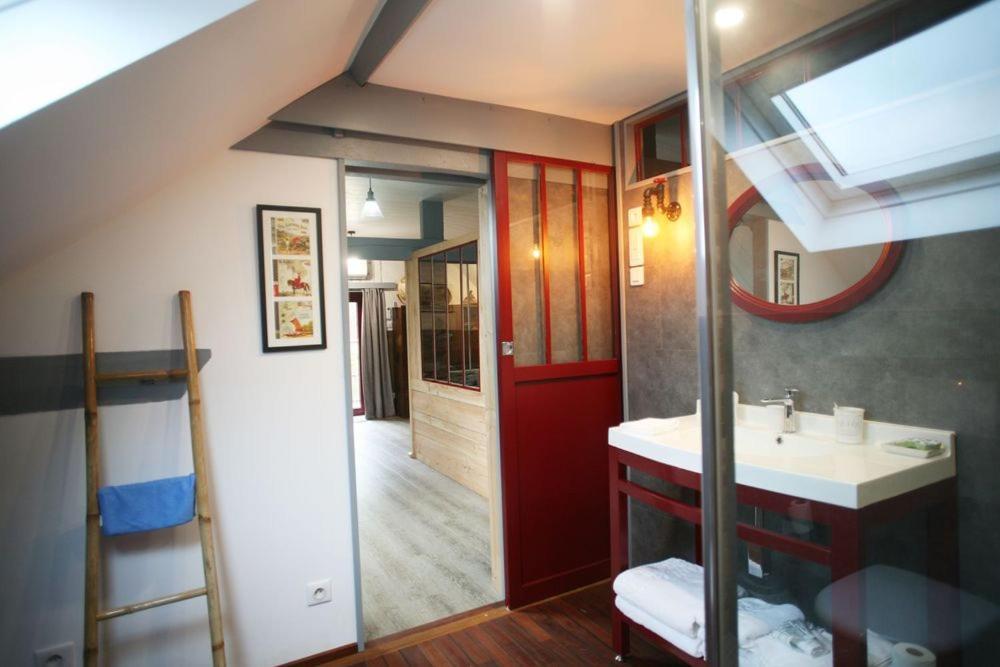 Le Clos Bener Yvre-l'Eveque Екстер'єр фото