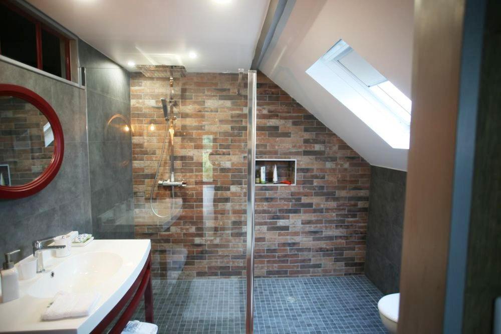 Le Clos Bener Yvre-l'Eveque Екстер'єр фото